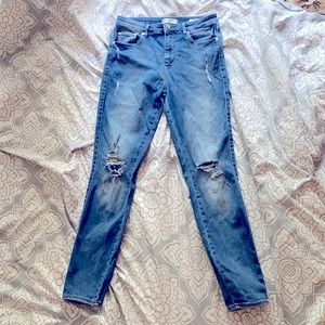 Guess 1981 skinny Jeans stone wash with rips